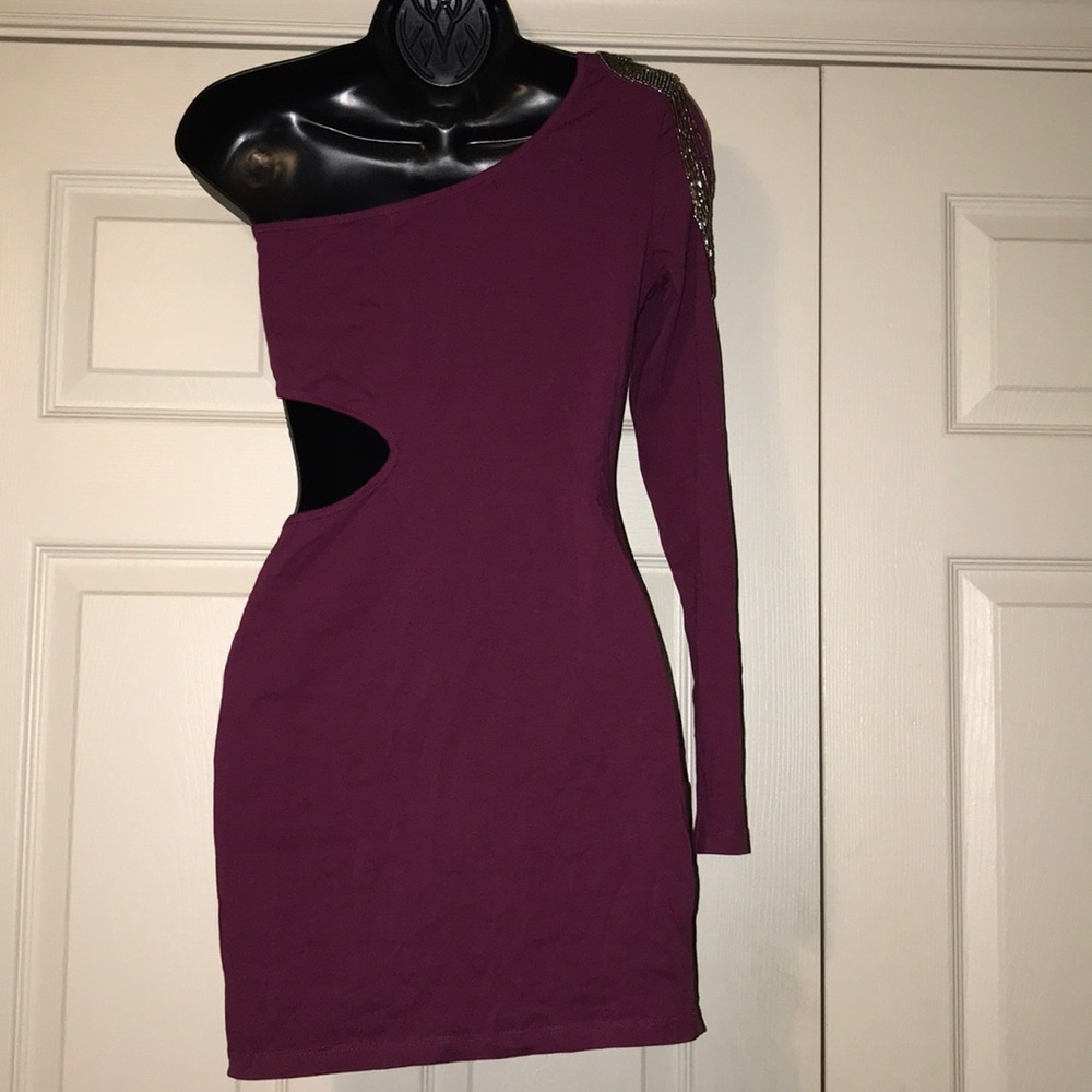 Dress - Picture 4 of 5